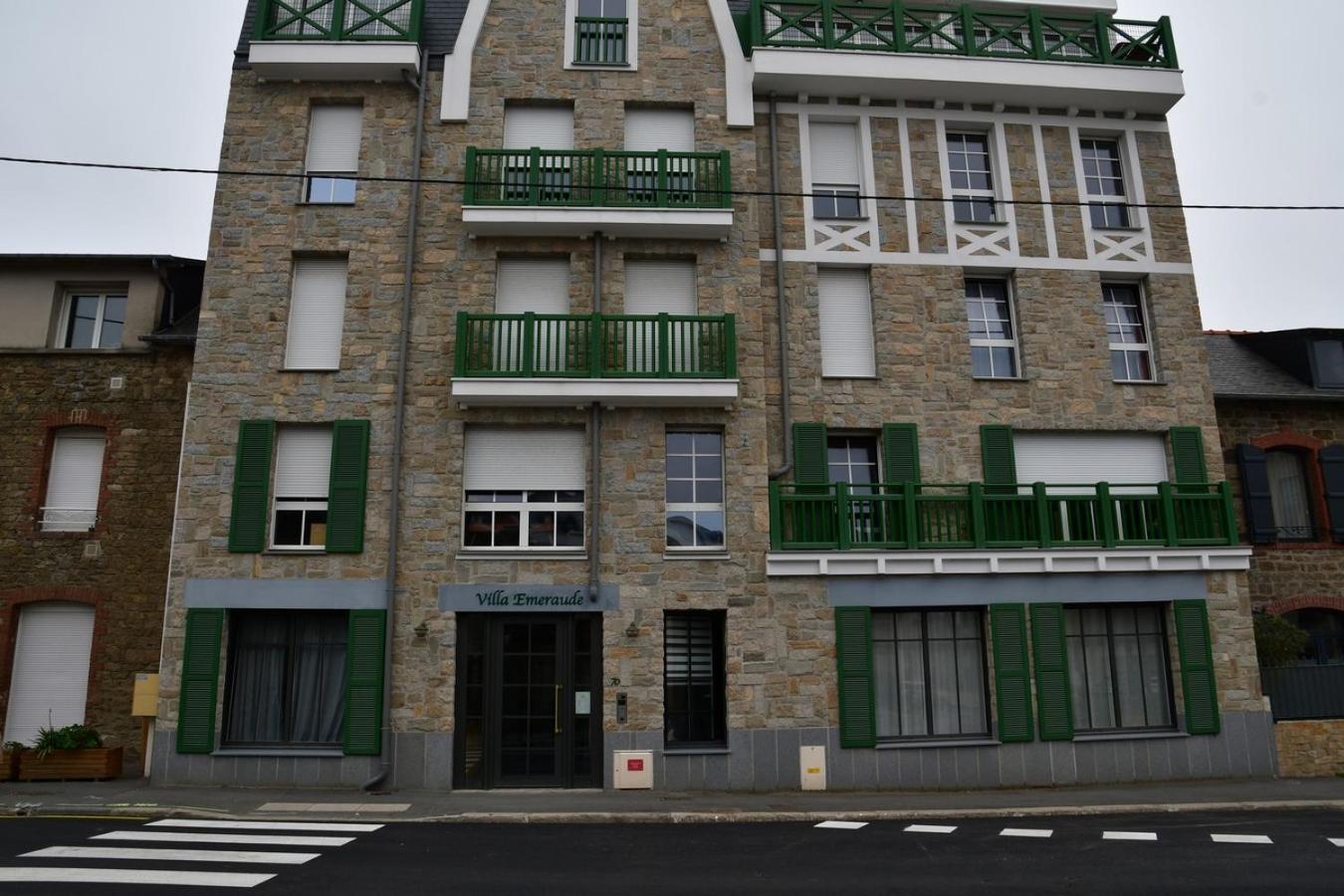 Studio Neuf A Louer A Dinard 3 Nuits Minimum 외부 사진